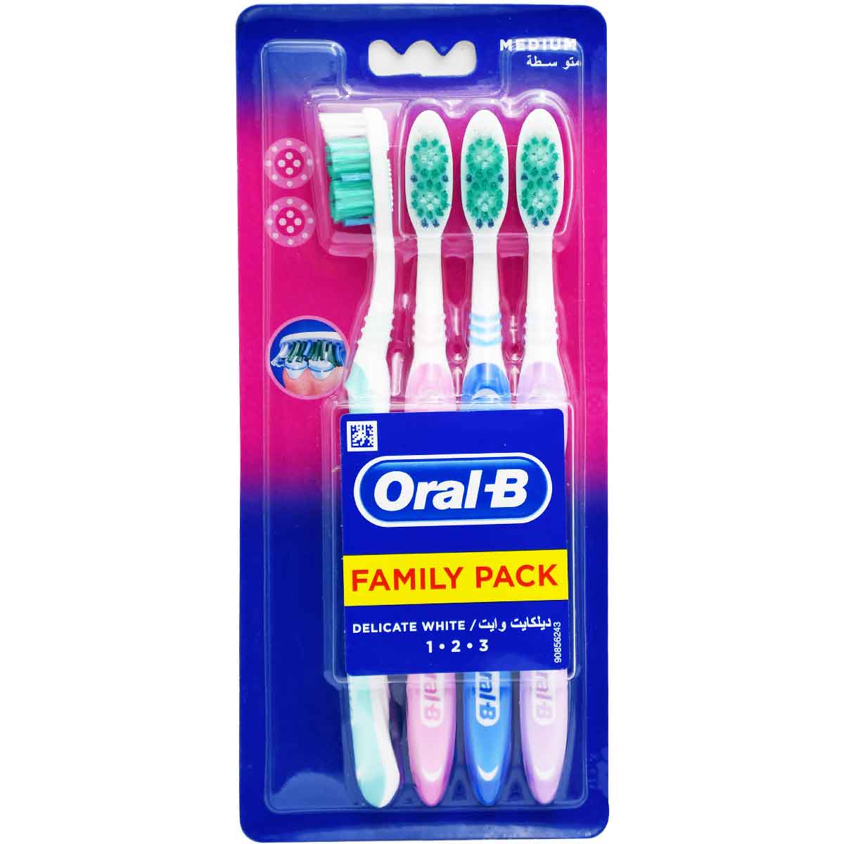Oral B Family Pack Delicate White Medium 4 Pieces image number 0